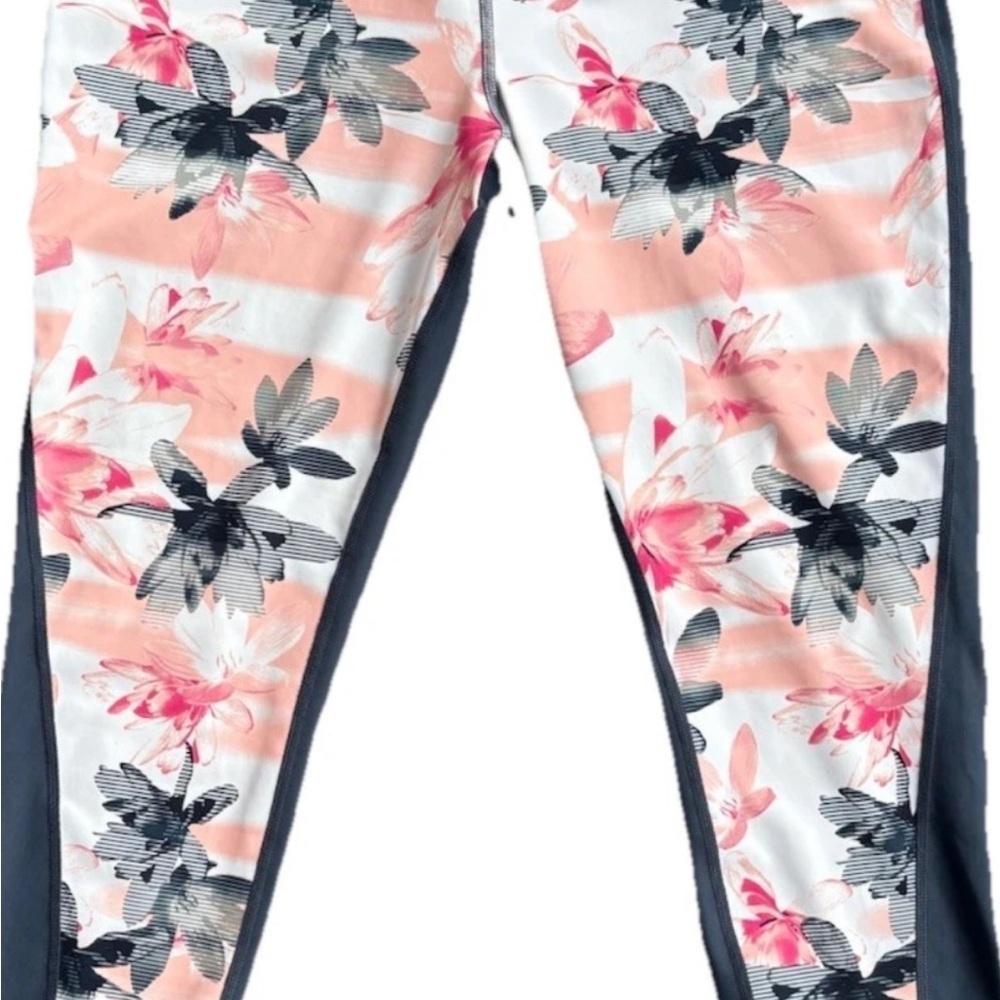 Xersion Pink and Black Floral Stripe Leggings